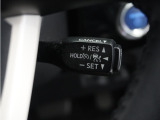 ◆アダプティブクルーズコントロール◆予め設定した車速内でクルマが自動的に加減速。前走車との適切な車間距離を維持しながら追従走行します。