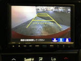 バックモニター付きで、車庫入れやバック時の後方確認をサポート。