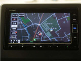 スタンダードインターナビ(VXM-234VFi)&バックカメラが装備されているので、普段の使い勝手もロングドライブも快適です。