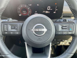 オーディオ&プロパイロットが操作出来るステアリングスイッッチ付いています