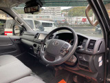当店の車はルームクリーニング施工済み!納車前には手がけWAX、室内仕上げ清掃で納車をおこなっております!