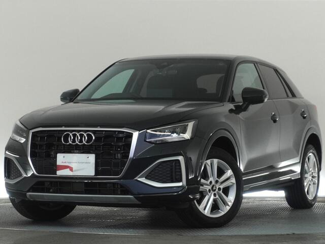 Q2 35 TFSI アドバンスド 
