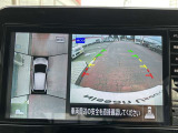 アラウンドビューモニターまるで車を真上から映したような映像で、前後左右の感覚が分かります♪車庫入れや駐車時に大活躍の機能です。