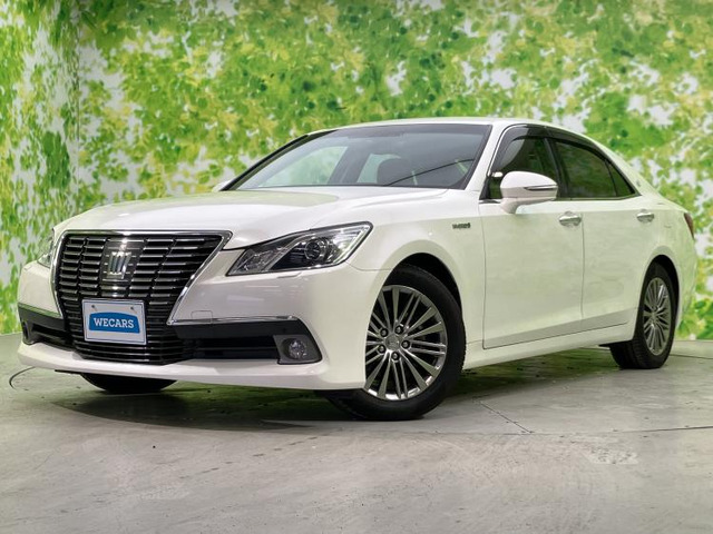 クラウン ハイブリッド 2.5 ロイヤルサルーンG