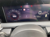 画面も大きく見やすいです。情報ディスプレイで車の状態もバッチリ確認出来ます。