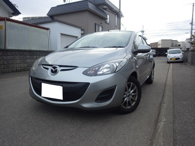 デミオ 1.3 13C 4WD ETC 夏冬タイヤ