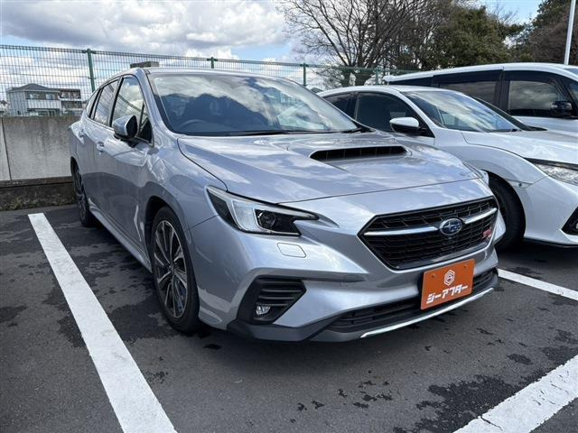 レヴォーグ 1.8 STI スポーツ EX 4WD 禁煙車 赤黒革シート 純正11.6インチナビ