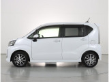 中古車だからこそオススメのボディーコーティング!!ボディ全体を磨く下地処理から丁寧に行い、細かい傷や水垢等の汚れを奇麗にしてから施工いたします!!ビフォー・アフターがハッキリとお判りいただけます!