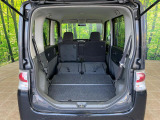 後席を格納すると、これだけの広さが!シーンに合わせたシートアレンジで、大きな荷物も積むことが出来ます♪