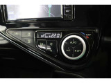 室内を快適温度にするオートエアコン!スイッチもシンプルで操作しやすく、オールシーズン快適なドライブに出かけられますね♪