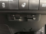 【ETC】とっても便利なETCを装備しています。 ETCを利用して、高速道路を楽々ドライブしましょう。 渋滞緩和にも繋がってエコ!?にも繋がります。
