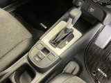 発進時から滑らかに加速する無段階変速のCVTはストップ&ゴーの多い街の中も快適です