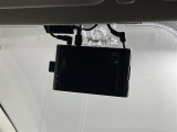 【ドライブレコーダー】映像・音声などの運転中の記録を残します。事故などを起こした起こされた時の証拠になりえますので、もしも時でも安心ですね。