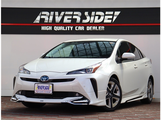 プリウス 1.8 S モデリスタエアロ純正9インチメモリーナビ（DAA-ZVW51）