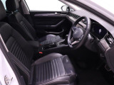 国民車を意味するVolkswagenは誰にでも愛されるデザイン性が特徴です。