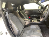 【2人乗り】ゆったりとした座り心地と、車内を広々と使える快適性に長けているので、快適な時間をお過ごしいただけます!