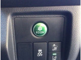 ★ECONスイッチ★ エコドライブを加速しよう!スイッチをONにすると、運転の仕方によるロスを抑え込み燃費をよくするようクルマが頑張ります(*^ー^*)燃費向上にチャレンジ♪