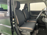 車を運転する際には運転席の存在は欠かせません。しっかりとチェックしたいポイントですね。