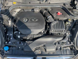 【エンジンルーム】非常に綺麗な状態です。エンジンの調子も良好です。ご納車前にはしっかりオイル類の交換も実施します。