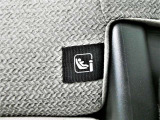 【ISOFIX対応】シートベルトを使わずチャイルドシートとクルマの固定金具を連結するだけでカンタン♪ガッチリ固定☆