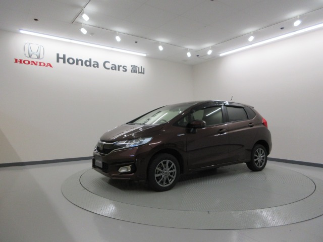 フィット1.5 ハイブリッド L ホンダセンシング 4WD