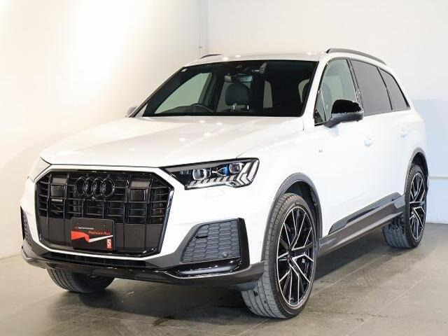Q7 ブラックスタイル プラス ディーゼル 4WD 