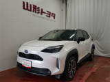 人気コンパクトSUV ヤリスクロスHVです!運転しやすいコンパクトボディーに、SUVの走り。雪道の運転も安心ですね♪