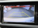 バックガイドモニターで、後方を確認しながら安心して駐車することができます。運転初心者も熟練者も必須の機能ですよ!