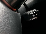 クルーズコントロール付きです。高速道路では大活躍の装備です。SETした速度をキープして走行してくれるので長距離ドライブをサポートしてくれます。
