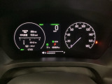 マルチインフォメーション・ディスプレイでは、燃費や車速、ホンダセンシング機能の注意表示など表示され、快適な運転に。