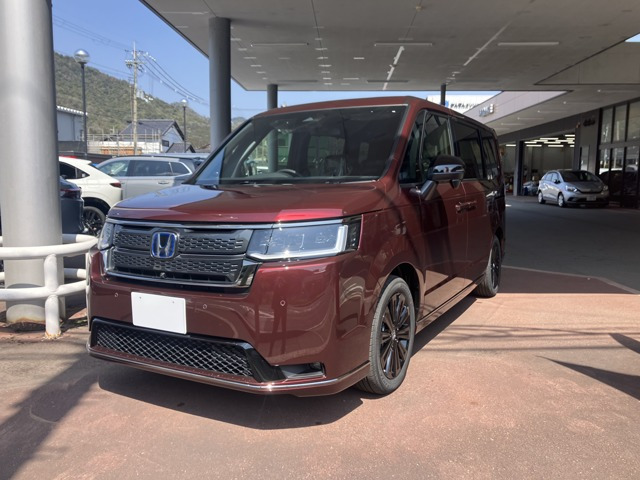 ステップワゴン 2.0 e:HEV スパーダ プレミアムライン ブラック エディション 