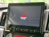 【大画面ナビ】人気の大型10インチナビを装備。存在感のある大画面はインパクト大!ナビ利用時のマップ表示は見やすく、テレビやDVDは臨場感がアップ!いつものドライブがグッと楽しくなります♪