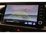 バックカメラが装備されており、後方の安全確認はもちろんのこと狭い場所での駐車や雨の日・夜間など視界の悪いコンディションでのストレスの軽減にもなります!