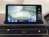バックモニター付きで、車庫入れやバック時の後方確認をサポート。