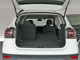 容量の大きいラゲッジスペースで、お買い物もレジャーも安心です。