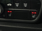 フロント両席にはシートヒーターが付いています!寒い日に便利な装備ですね。