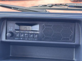 【AM/FMラジオプレーヤー】スピーカー内蔵タイプのラジオプレーヤー付いてます♪
