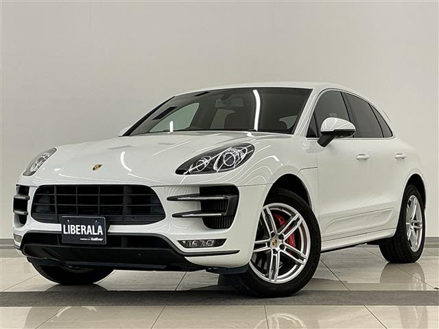 マカン ターボ 4WD 本革シート