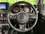 【純正革巻きステアリング】上質な革を使用することで、手にしっかり馴染みとても運転しやすいハンドルです♪
