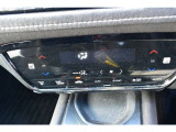 オートエアコンのお車ですので室内の温度をスムーズに調整してくれます♪