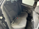 ◆2列目シート◆広々としたスペースで大人の方でも十分座るスペースがございます!オプションでシート撥水、内装丸洗いクリーニングなども取り扱っております。ご希望の際はスタッフまでお申し付けください。