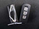 便利なスマートキー2個付きです。