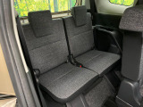 3列目シートはもちろん状態良好☆大人でもゆったりと座って頂けますので、大人数でのお出かけもラクラクです♪ご家族で、気の知れた仲間で、ドライブに行くのが楽しみですね♪