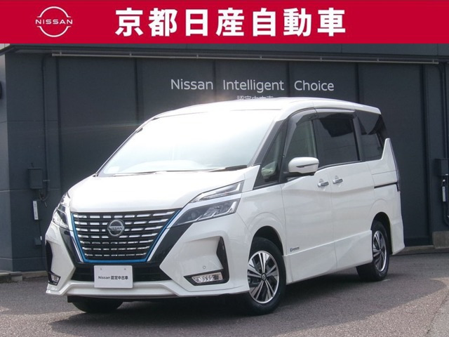 セレナ 1.2 e-POWER ハイウェイスターV 