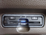 ■【ETC車載器】が装備されています。セットアップをしてお渡しとなり、ETCカードを差し込むだけで高速道路の利用が可能です。
