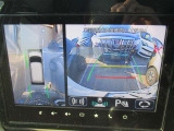 パノラミックビューモニター&バックモニター♪車両の前後左右に搭載した4つのカメラの映像を合成し、車を真上から見ているような映像を表示♪