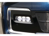 LEDフォグライトも装備されております。霧の中での運転はもちろん雨天での運転も安心です。