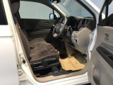 フィット性も良く、楽な運転姿勢を保てます。