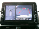 まるで上空から見下ろしているような感じで駐車が楽にできるインテリジェントアラウンドビューモニター!幅寄せが苦手な方でもサイドビューで確認することができますよ♪