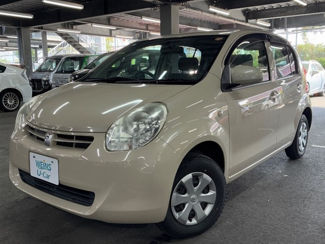 パッソ 1.0 X クツロギ 4WD 